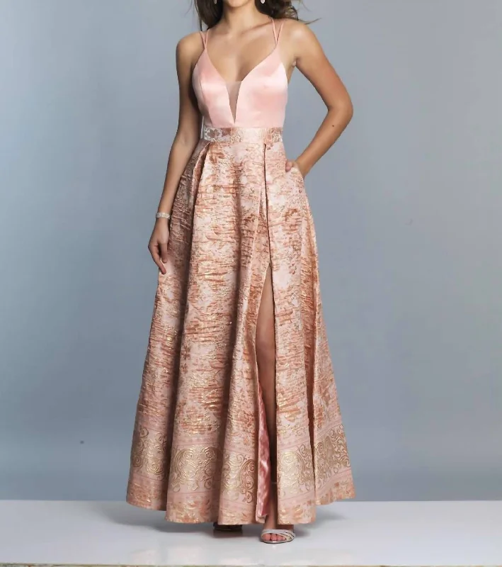 Jacquard Ballgown With Slit In Coral Smocked unclassified dresses